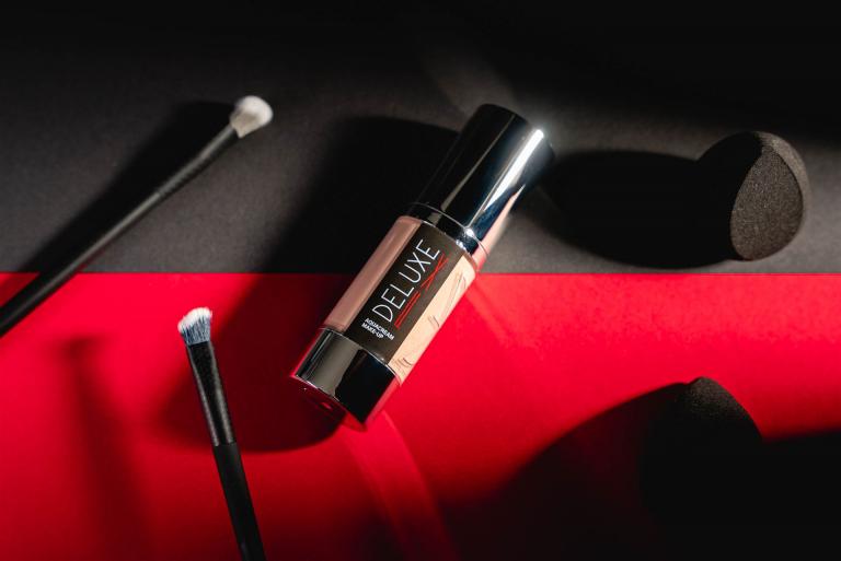 DELUXE-FX AquaCream-Make-Up 70030-c22