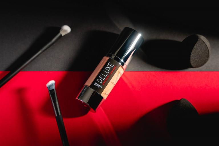 DELUXE-FX AquaCream-Make-Up 70030-c24